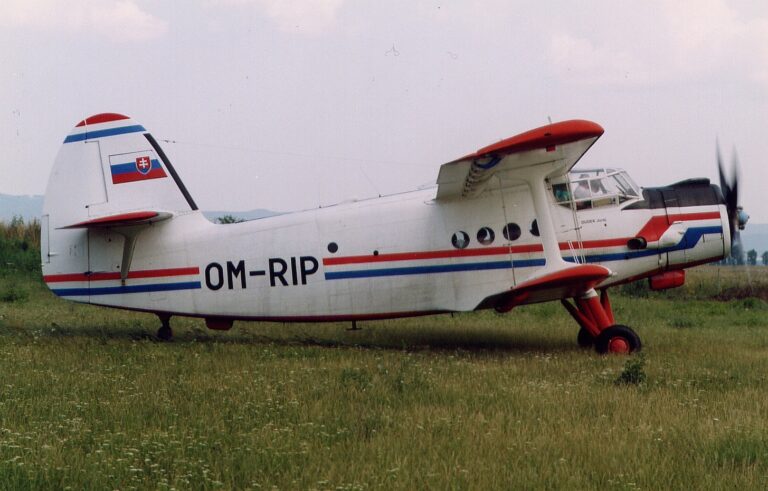 OSEMDESIATY PIATY DIEL FOTOPOHĽADOV DO HISTÓRIE LETISKA KOŠICE: ODPOČÍVAJ V POKOJI
