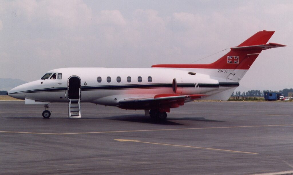 DVADSIATY PIATY DIEL FOTOPOHĽADY DO HISTÓRIE LETISKA KOŠICE: CESTOVALA NÍM (MOŽNO) AJ BRITSKÁ KRÁĽOVNÁ