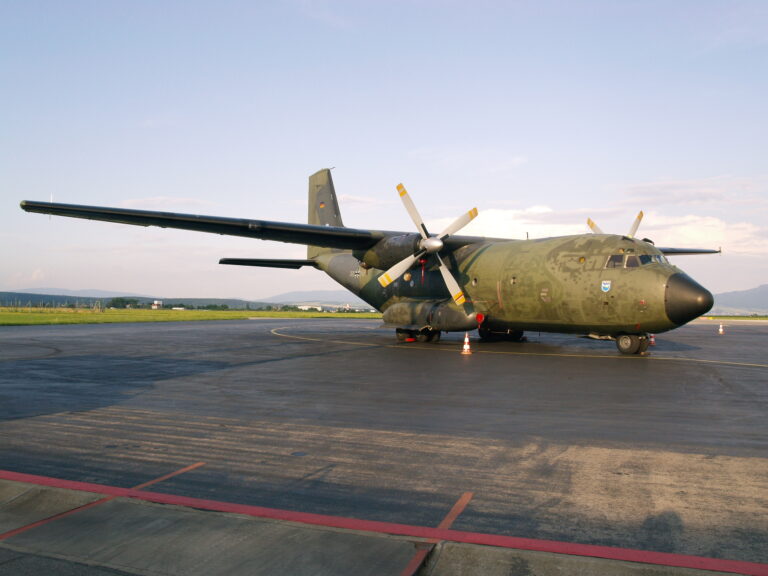 OSEMNÁSTY DIEL: FOTOPOHĽADY DO HISTÓRIE LETISKA KOŠICE TRANSPORTNÉ LIETADLO TRANSALL NEMECKEJ LUFTWAFFE