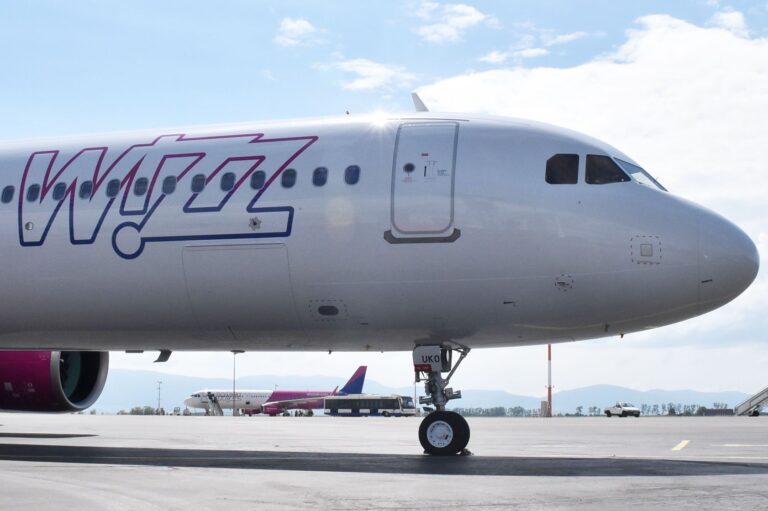 Prileteli dve tristodvadsaťjednotky (takmer) naraz