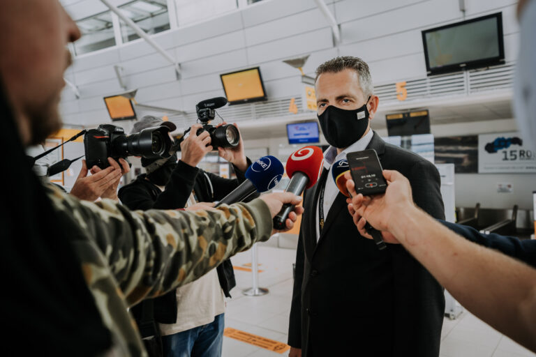 Prvý let po uvoľnení opatrení na letisku Košice opäť symbolicky s Českými Aerolíniami