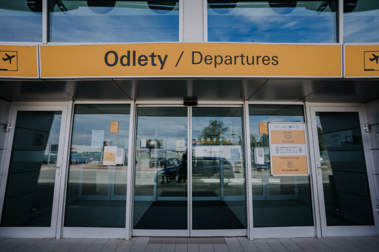 ANNOUNCEMENT: Terminal opening hours