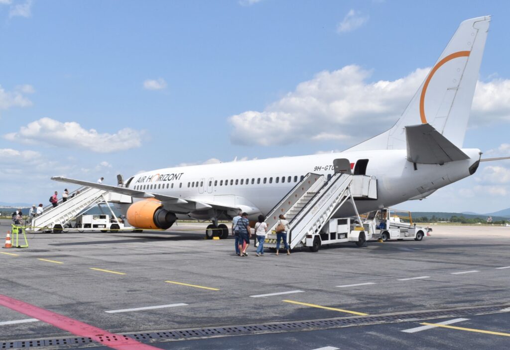 STODEVIATY DIEL FOTOPOHĽADOV DO HISTÓRIE LETISKA KOŠICE: NA HORIZONTE JE AIR HORIZONT